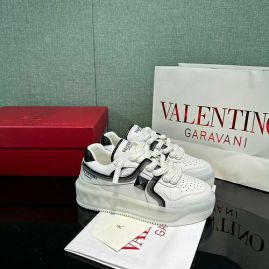 Picture of Valentino Shoes Men _SKUfw141717897fw